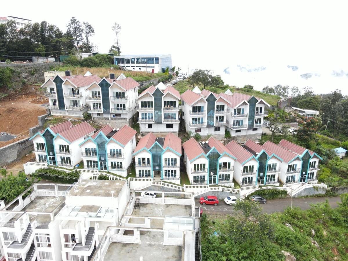 Golden Nest Hotel เยอร์โคด ภายนอก รูปภาพ