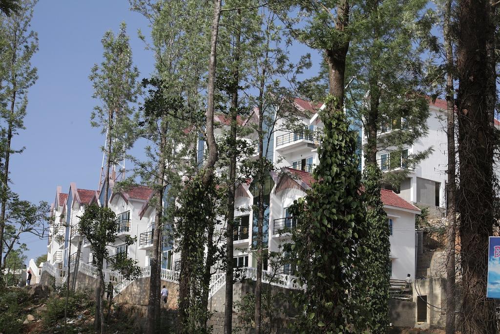Golden Nest Hotel เยอร์โคด ภายนอก รูปภาพ