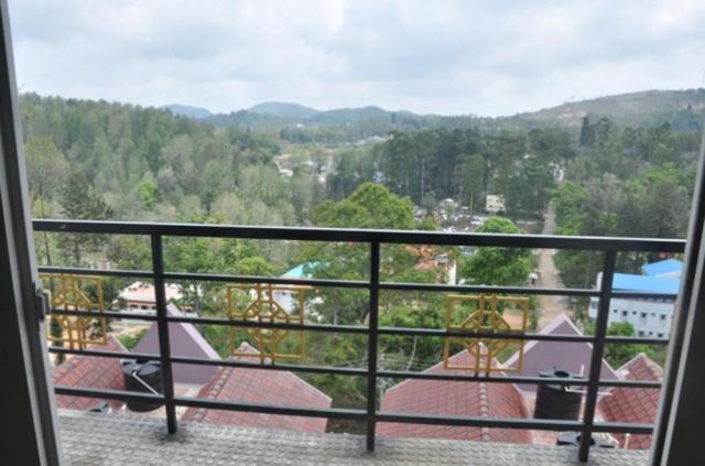 Golden Nest Hotel เยอร์โคด ภายนอก รูปภาพ